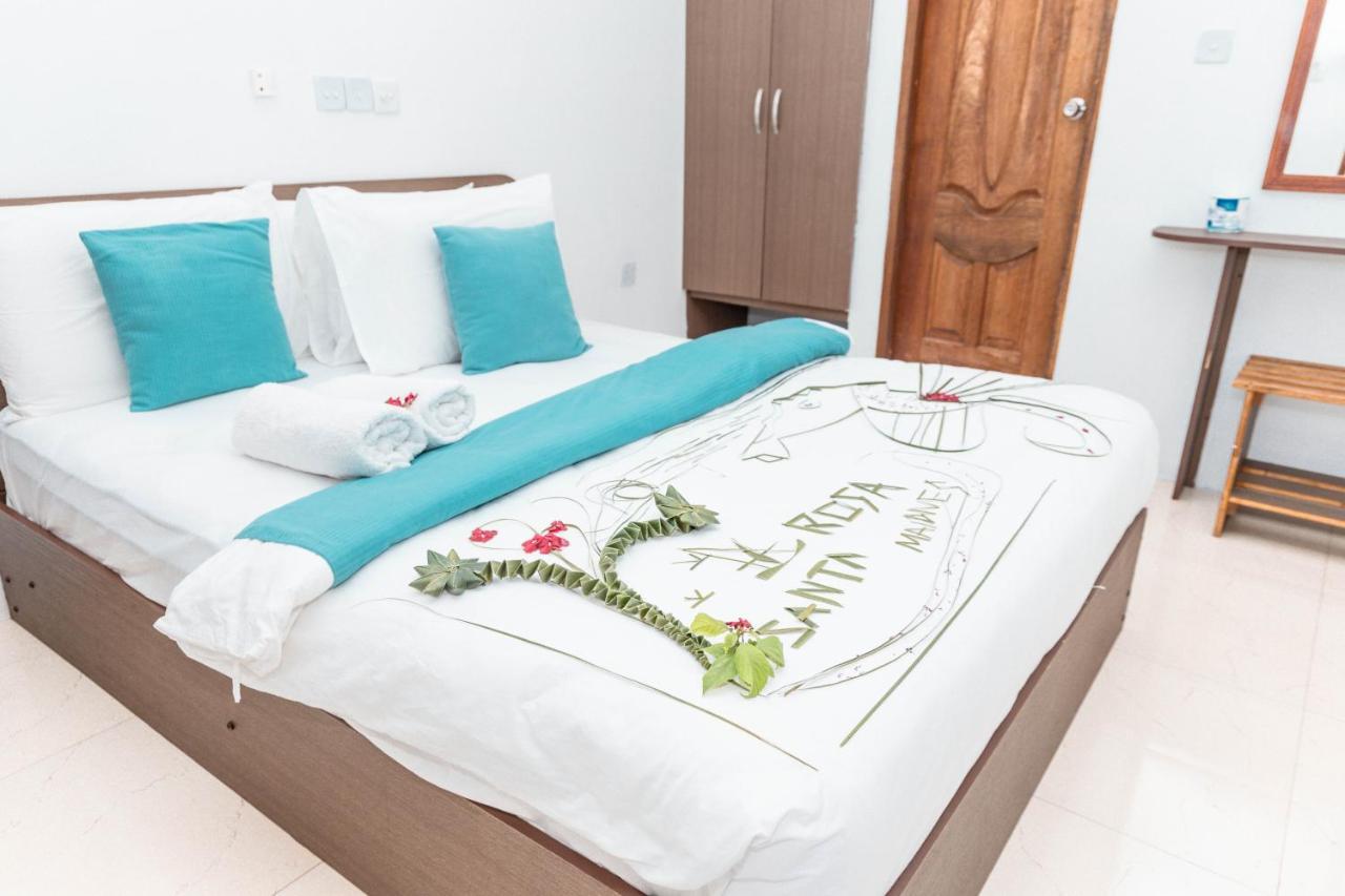 Santa Rosa Maldives Hotel Thulusdhoo Eksteriør billede