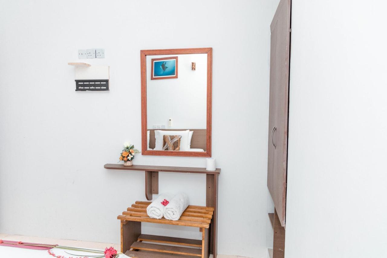 Santa Rosa Maldives Hotel Thulusdhoo Eksteriør billede