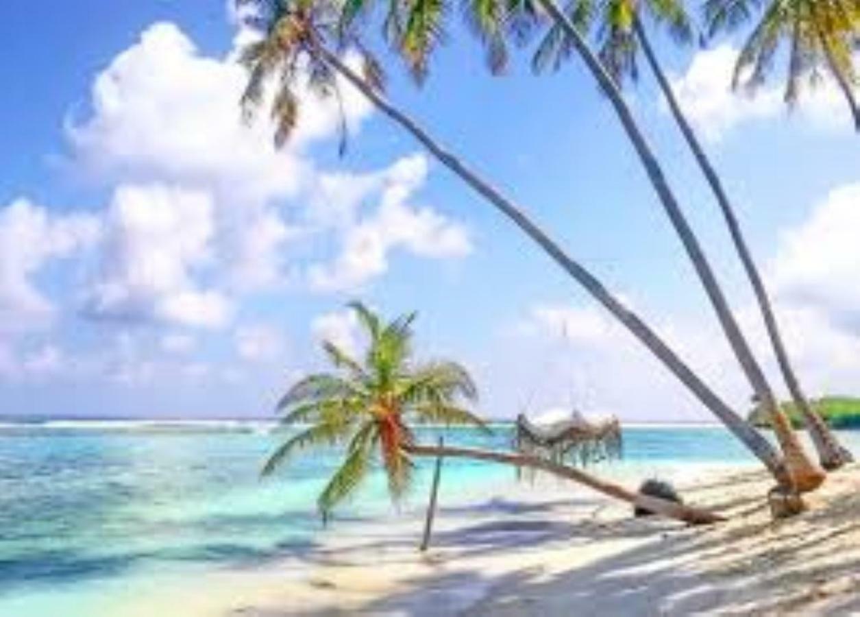 Santa Rosa Maldives Hotel Thulusdhoo Eksteriør billede